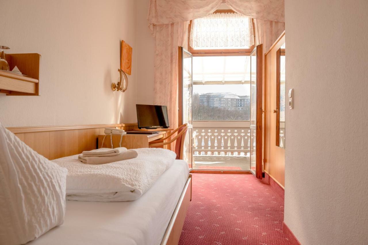 Hotel-Pension Heimburg บัดเอลสเตอร์ ภายนอก รูปภาพ